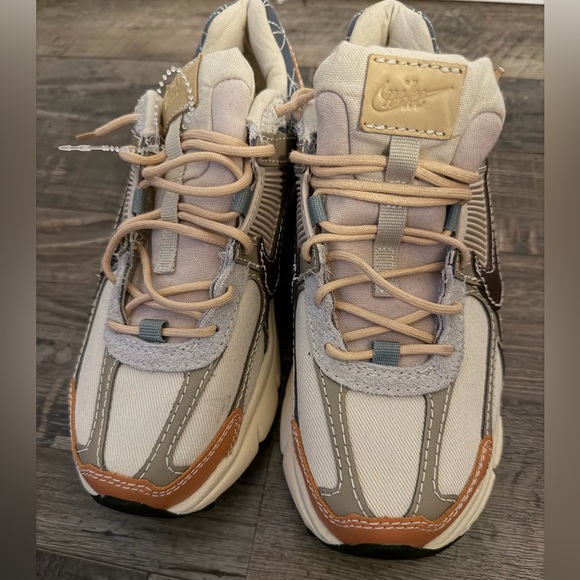 NEW Nike Air Zoom Vomero 5 Sashiko sneakers Sanddrift Muslin Women's 7.5 - Picture 5 of 6